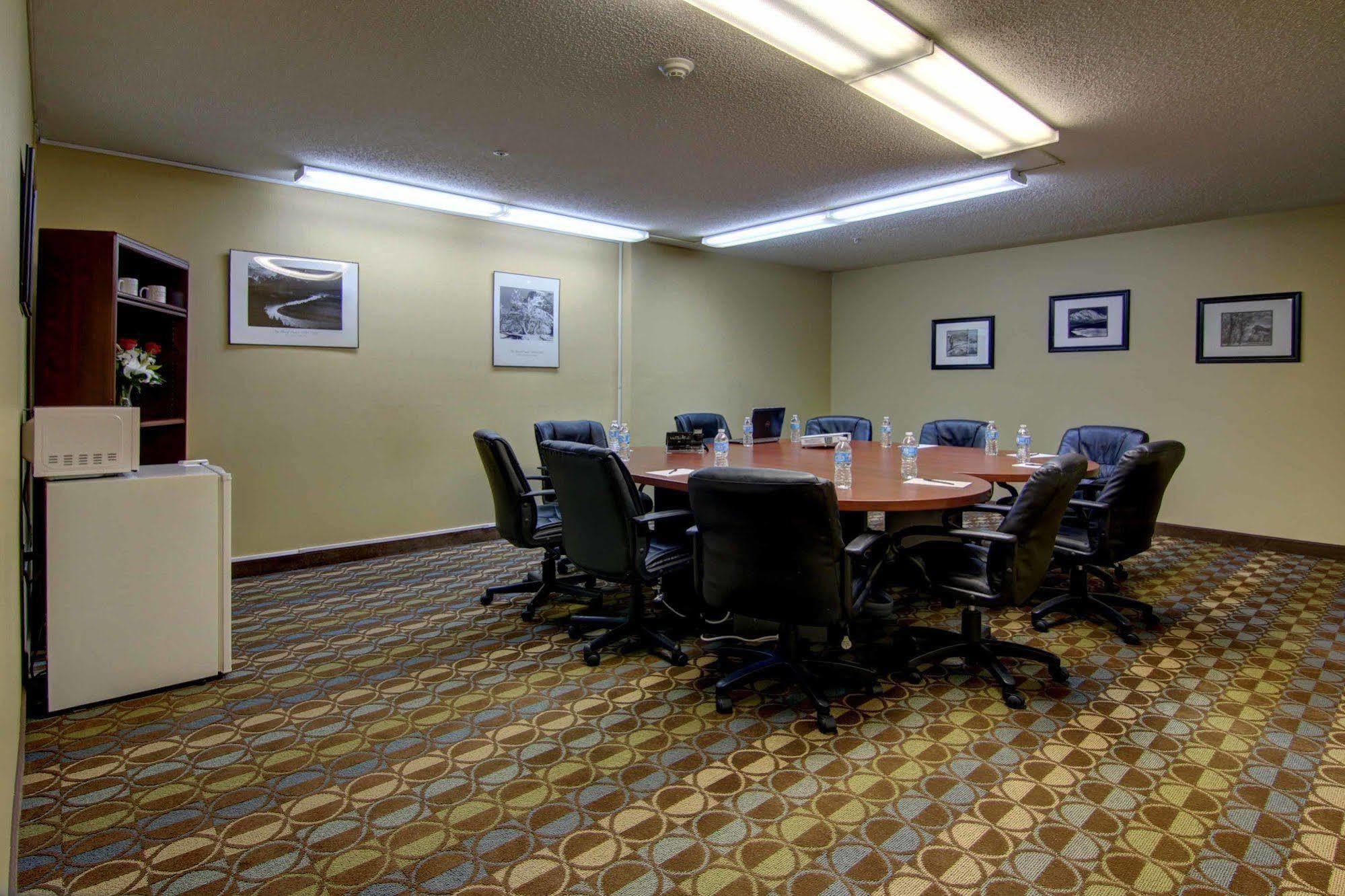 Intown Suites Extended Stay Marietta Ga - Roswell Rd Екстериор снимка